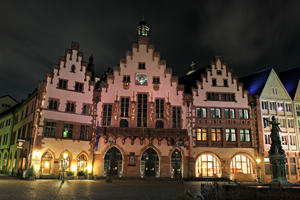 Foto@Altstadt - Zwischen Kirchen und modernen Fachwerkbauten