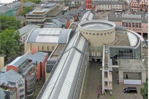 Saalgasse & Schirn - Postmoderner Probelauf für die Neue Altstadt