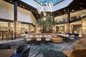 Herbst Schlemmerwochen 2025: Main Tapas Lounge im The Westin Grand Frankfurt – 4-Gänge-Menü 59 €