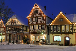 Weihnachtszauber in Seligenstadt – Geschichten, Gedichte & Glühwein