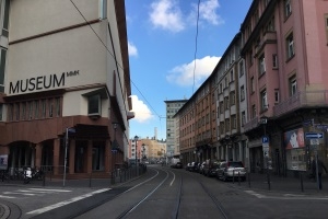 Stadtfuhrung Frankfurts Trendige Meile Die Braubachstrasse Im Herzen Der Altstadt